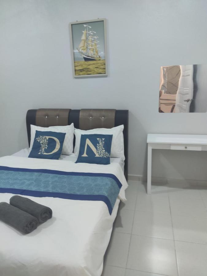 Homestay Cassa Dinie Private Pool Rantau Panjang Esterno foto