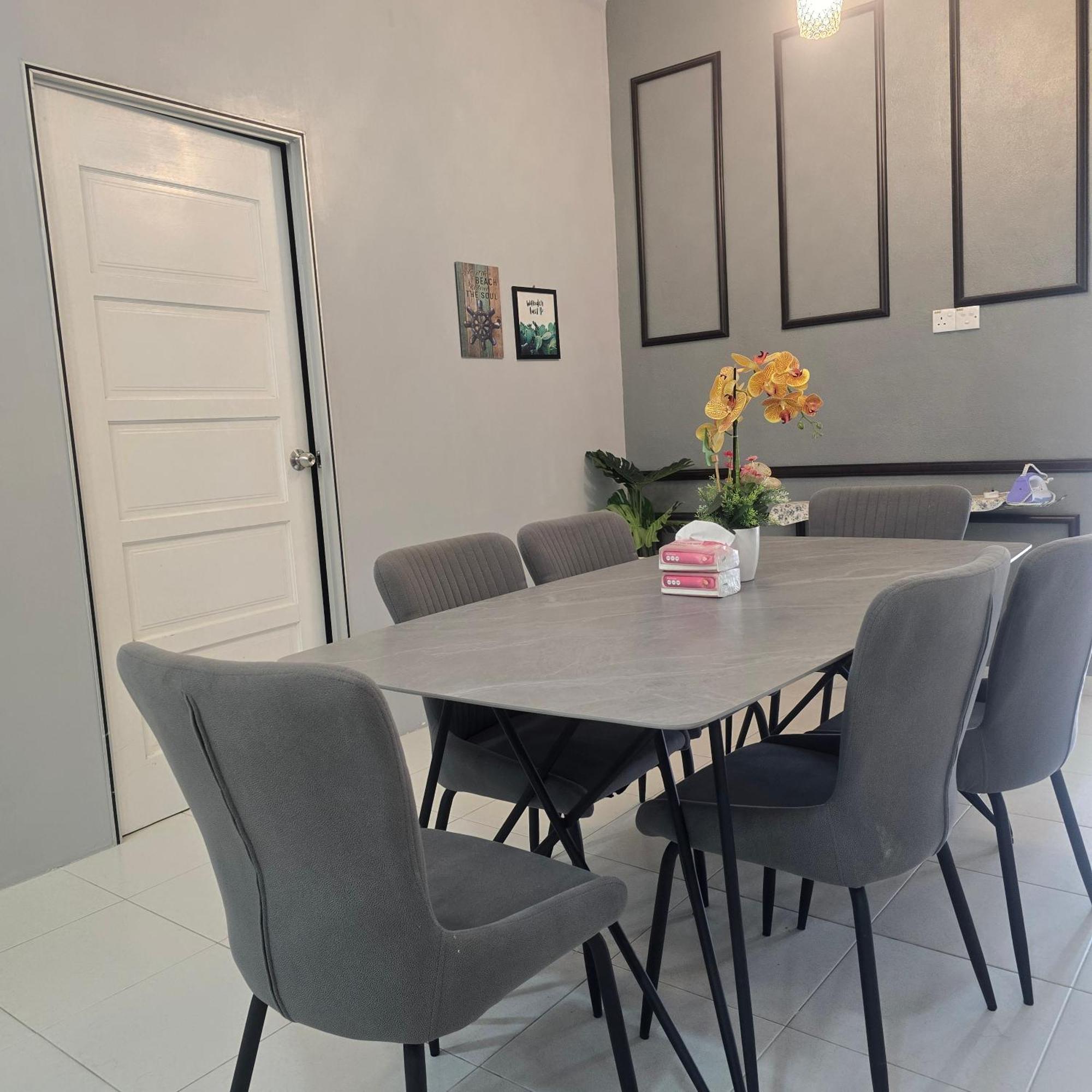 Homestay Cassa Dinie Private Pool Rantau Panjang Esterno foto